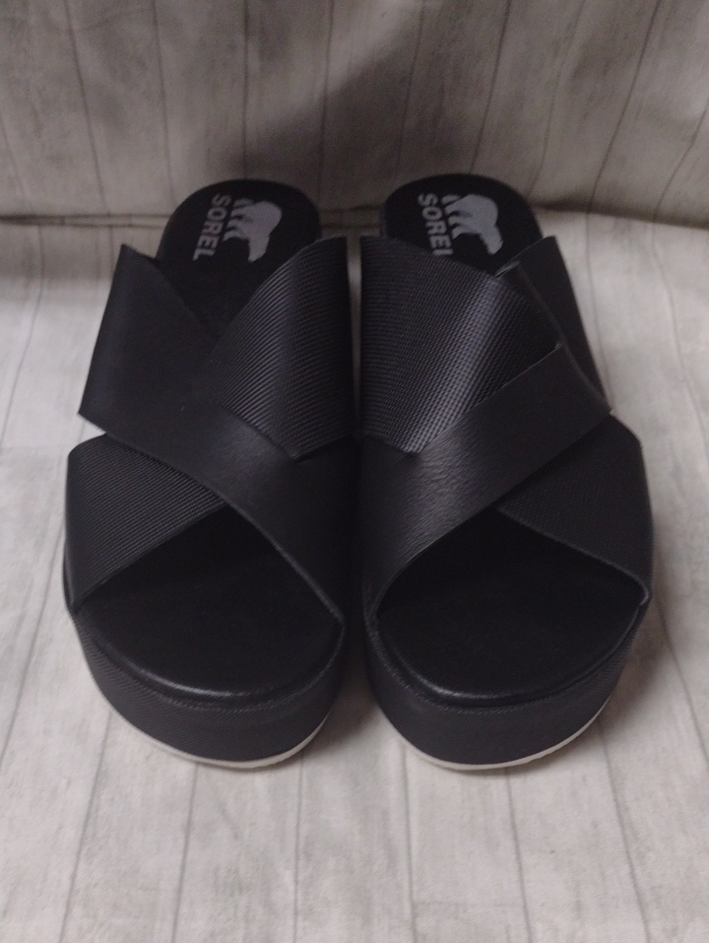 Sorel Black Cameron Flatform Mule Sandals (J1115)